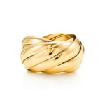 Anel dourado
